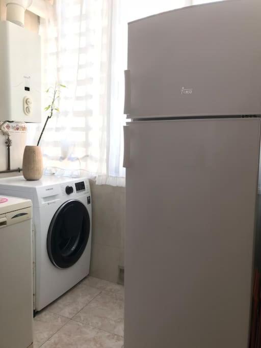 Apartament Apartamento Aitana.Esta A 2 Km De La Playa Andando Alicante Zewnętrze zdjęcie