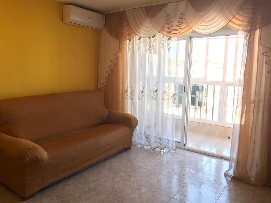 Apartament Apartamento Aitana.Esta A 2 Km De La Playa Andando Alicante Zewnętrze zdjęcie